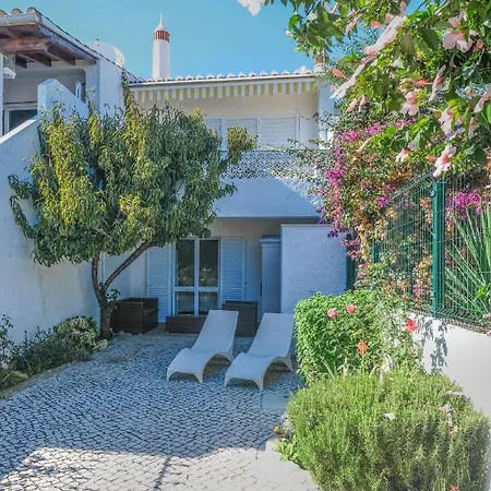 Holiday home Casa Caravela, Da